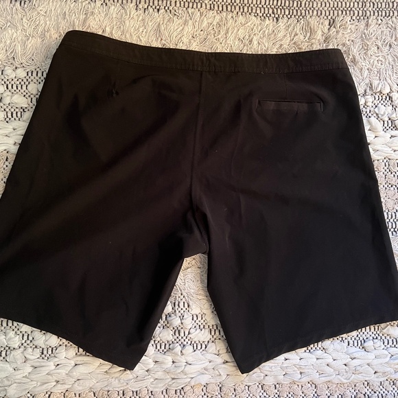 Body Glove Vapor Black Board Shorts Swim Trunks Size XL Surf Like New - Picture 7 of 12